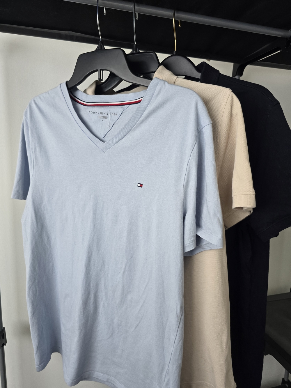 Tommy Hilfiger | Size M | V-Neck